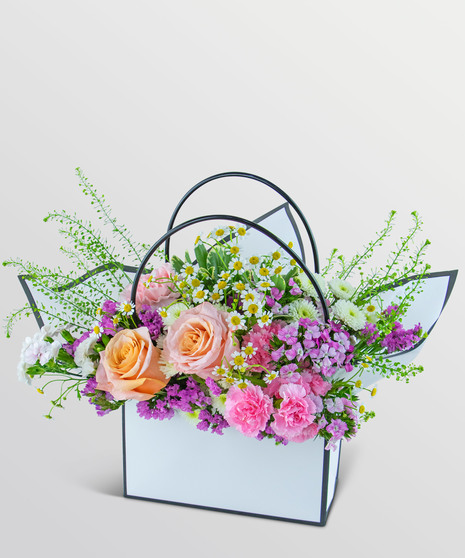 Seasonal Garden Blooming Tote