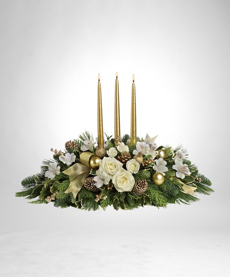 Royal Holiday Centerpiece